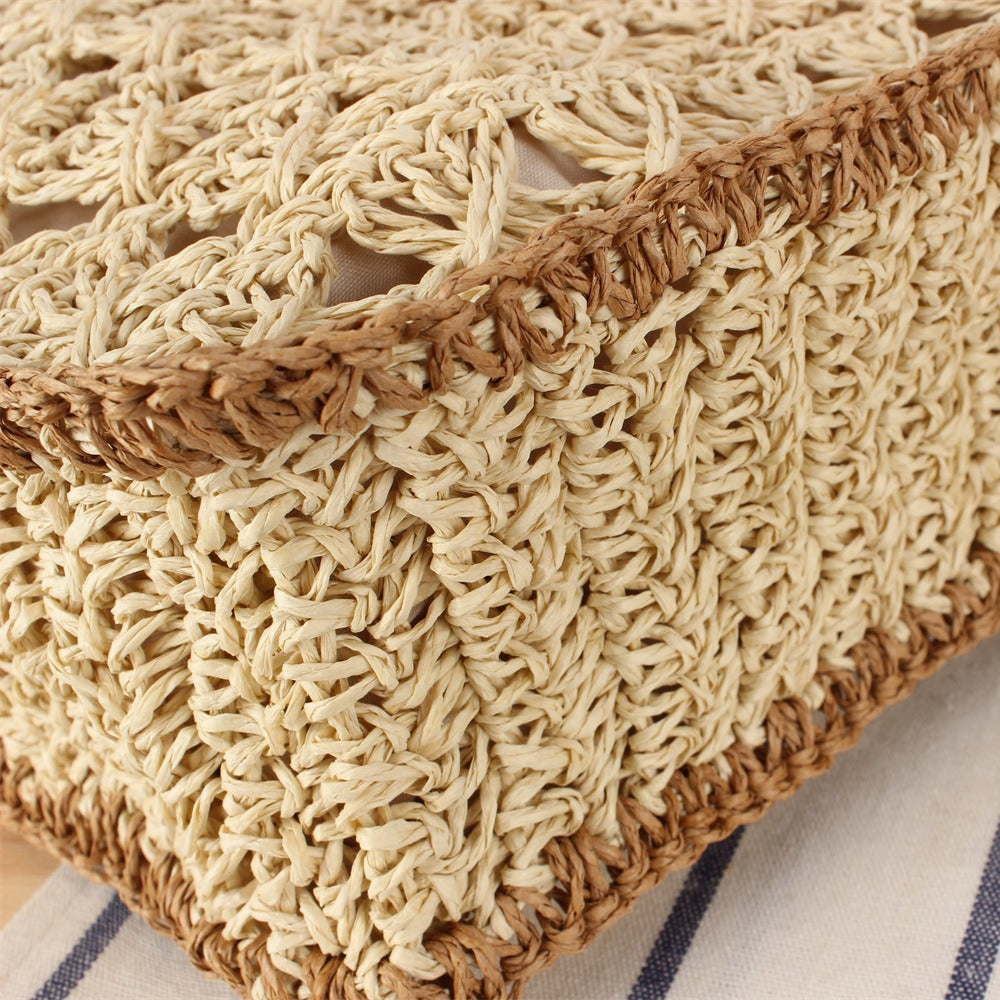 Handbag Made of Hand-Woven Natural Material with Appealing Tassel Detail Stornfield