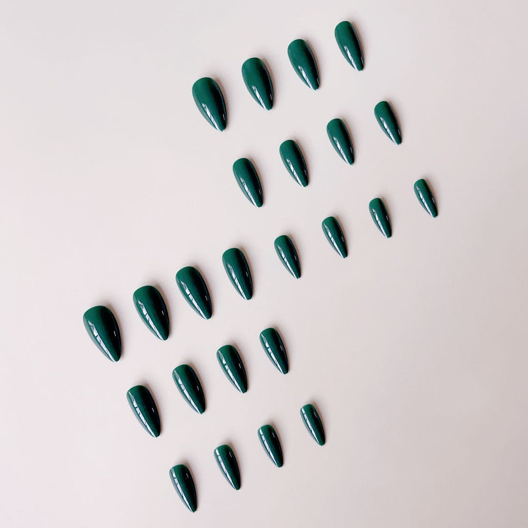 Artificial nail set with elegant, shiny finish Stornfield