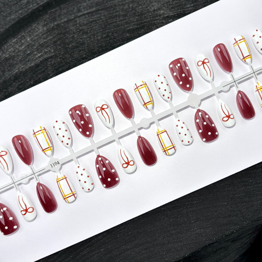 Decorative Press-On Nail Art Set with Bow and Polka Dot Design