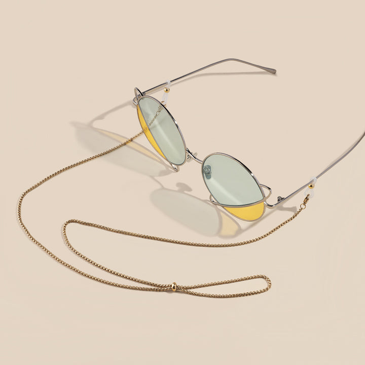 Sleek Chain Eyewear Holder Stornfield