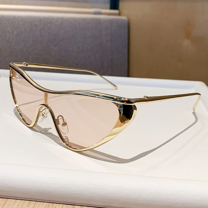 Women's futuristic oversized sunglasses with striking design Stornfield