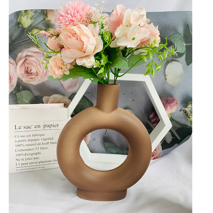 Modern Abstract Ceramic Flower Vase Stornfeild