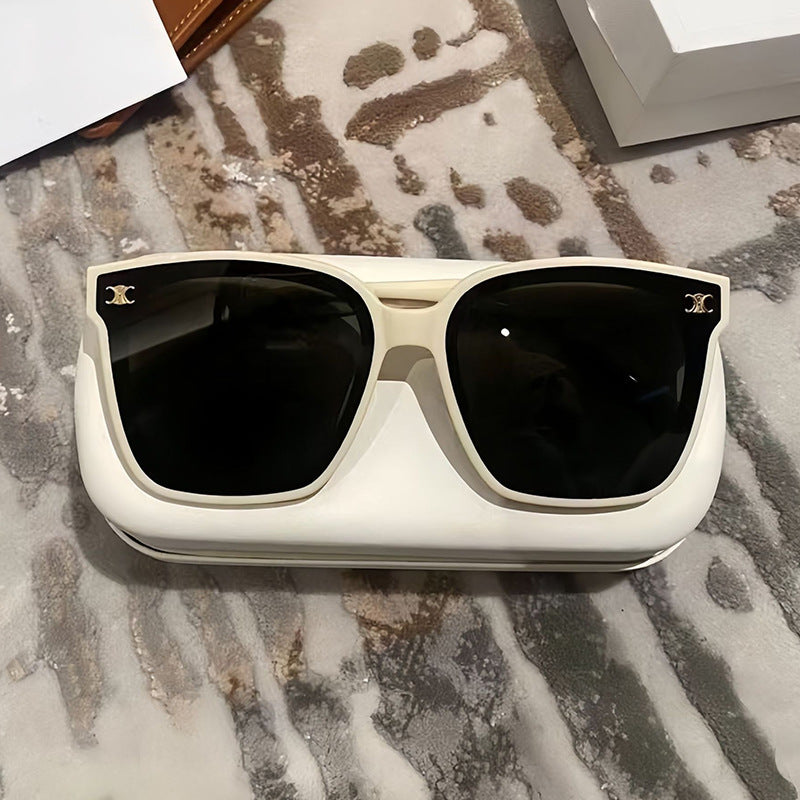 Ladies fashionable square sunglasses with high-quality, color-changing lenses Stornfield