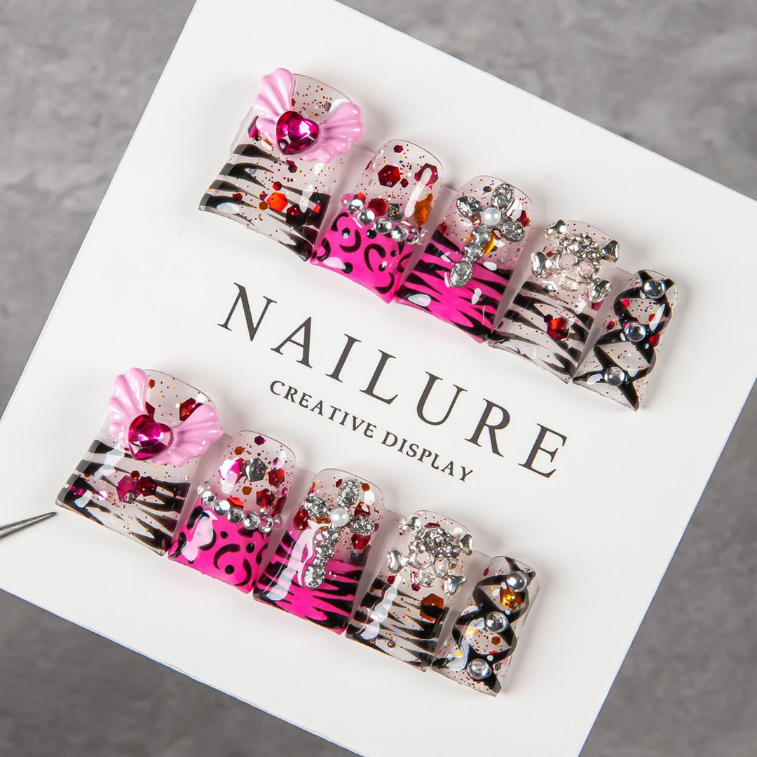 Artistic Press-On Nail Design Kit