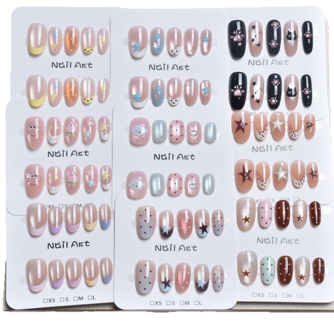 Artistic Star-Embellished Press-On Nail Set Stornfield