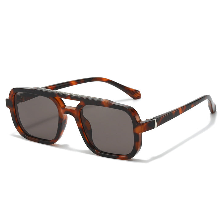 Retro-Inspired Bold Frame Sunglasses Stornfield