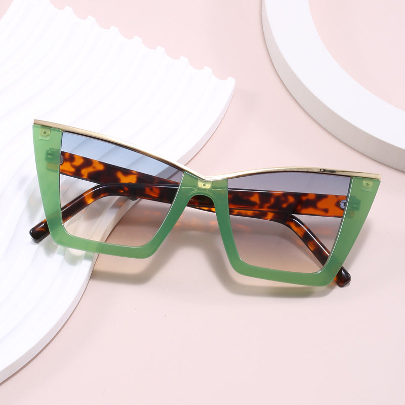 Ladies square sunglasses with golden details Stornfield