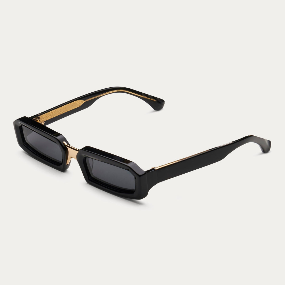 Women's stylish sunglasses in a modern rectangular design with a comfortable frame Stornfield