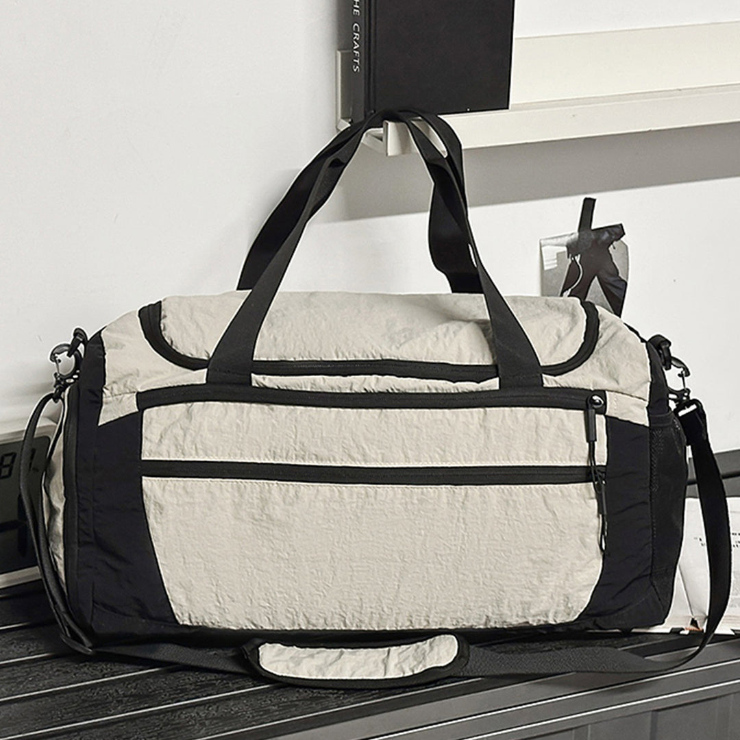 Multifunctional sports bag with insulated compartments Stornfield