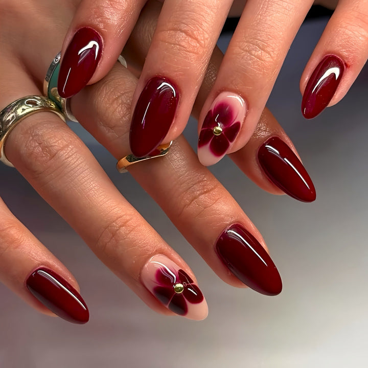 Elegant Floral Press-On Nail Art Stornfield