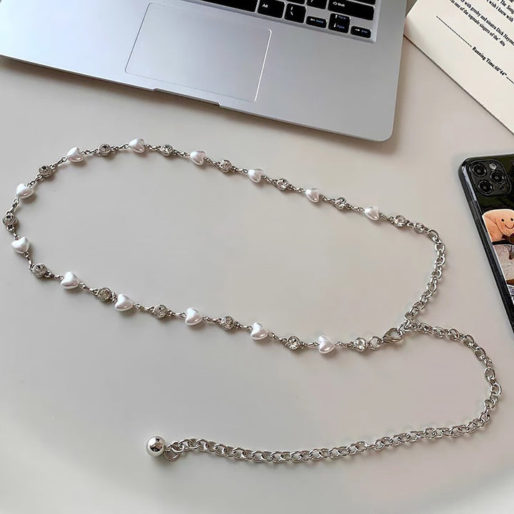 Elegant necklace with pearls and heart pendants Stornfield