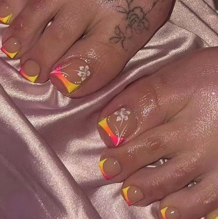 Floral Nail Design Enhancements Stornfield