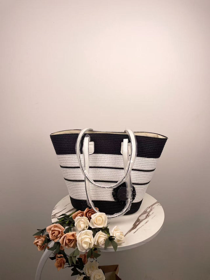 Elegant Beach Bag with Matching Sun Hat Stornfield