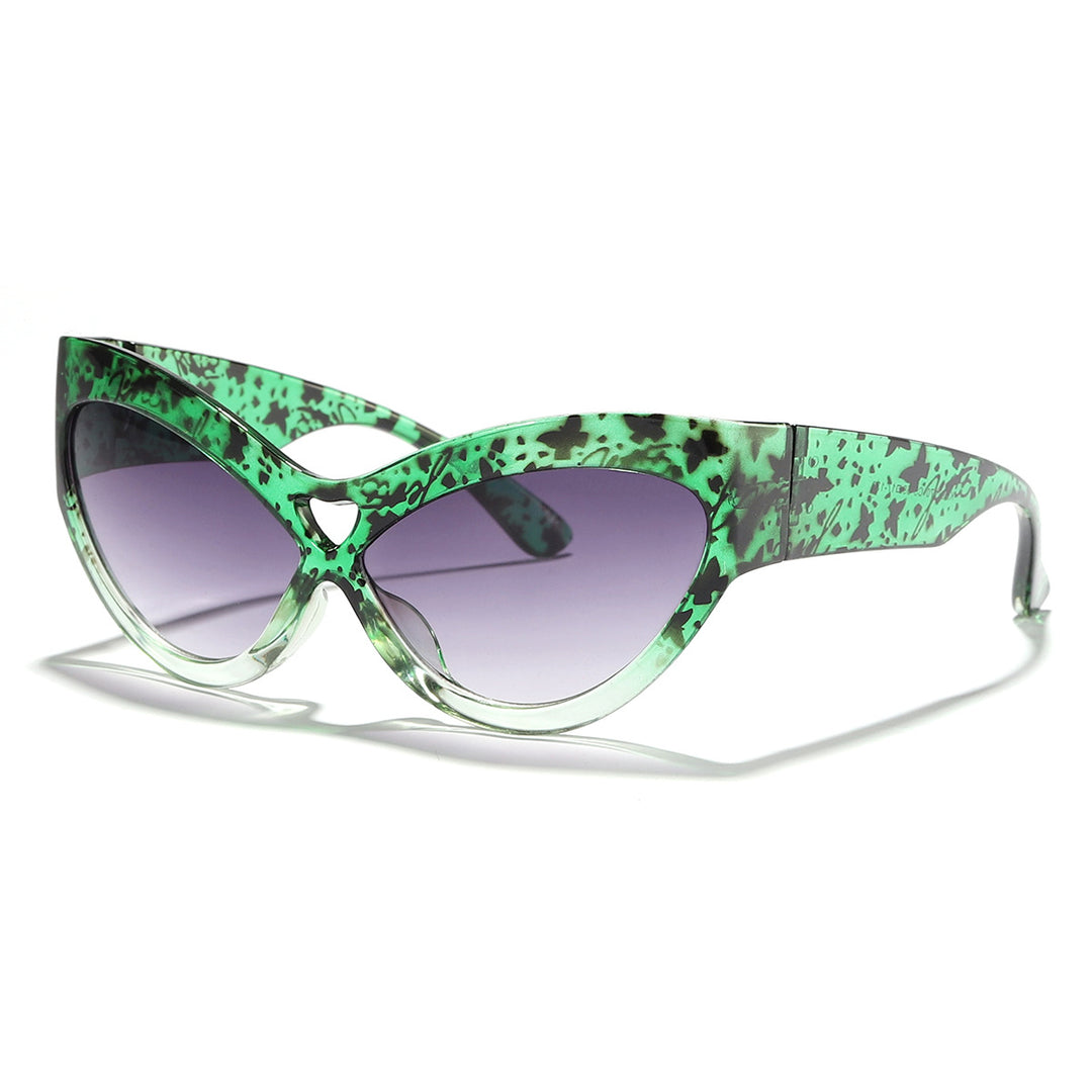 Women striking sunglasses in trendy leopard pattern Stornfield