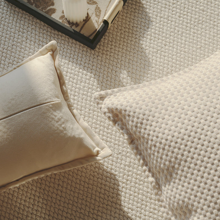 Structured decorative cushion