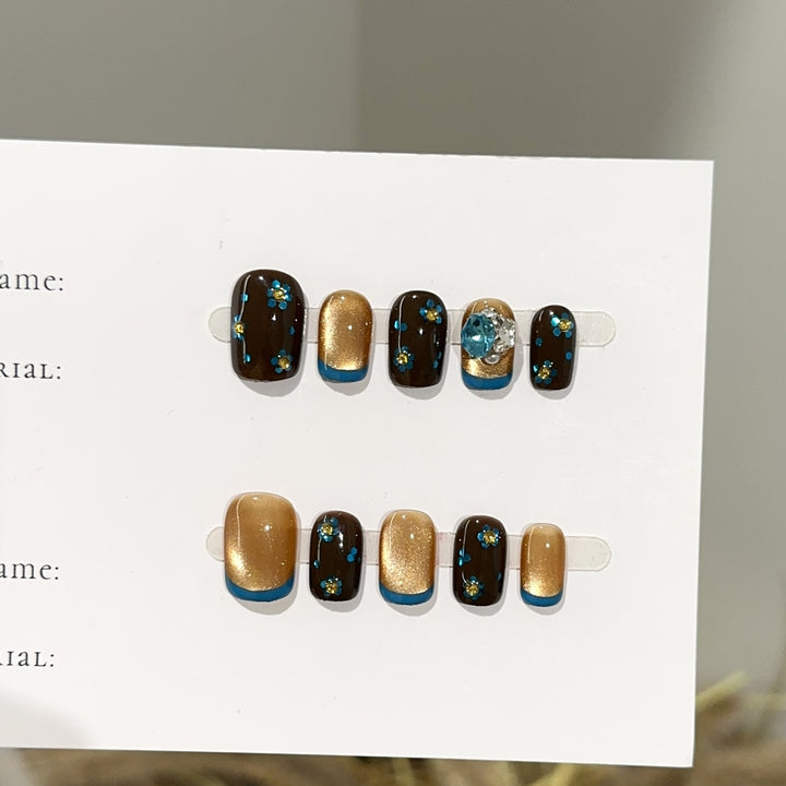 Artistic Press-On Nail Art Set