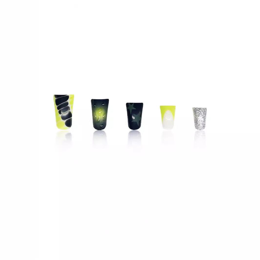 Artistic Nail Art Décor Stornfield