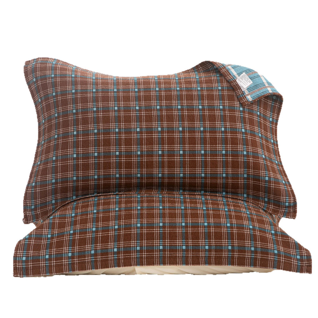 Women's pillowcase with delicate floral motif Stornfield