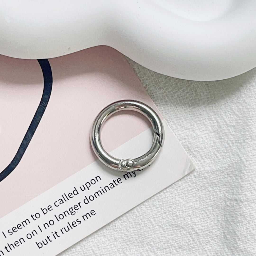 Minimalist Metal Keyring Stornfield