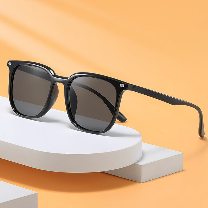 Fashionable Large Frame Sunglasses Stornfield