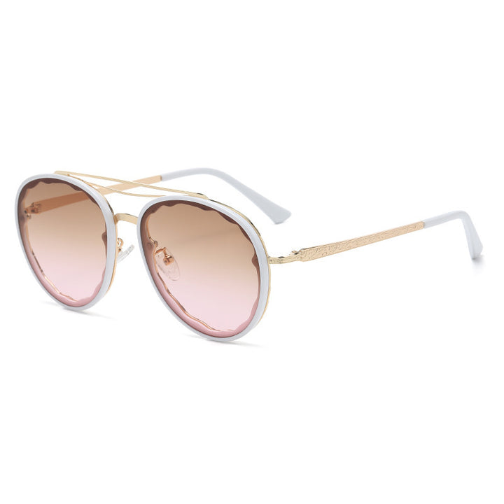 Women's modern styled sunglasses in elegant oversize style Stornfield