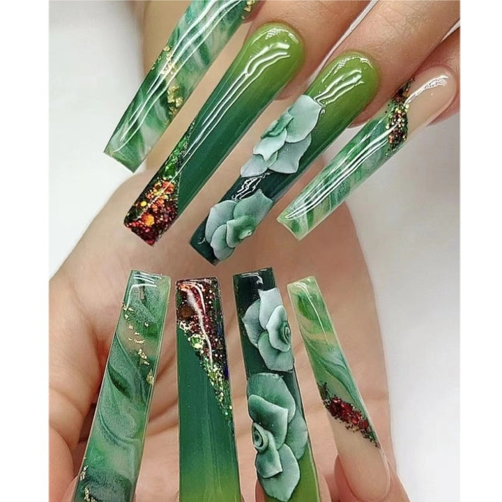Creative botanical style art nails Stornfield