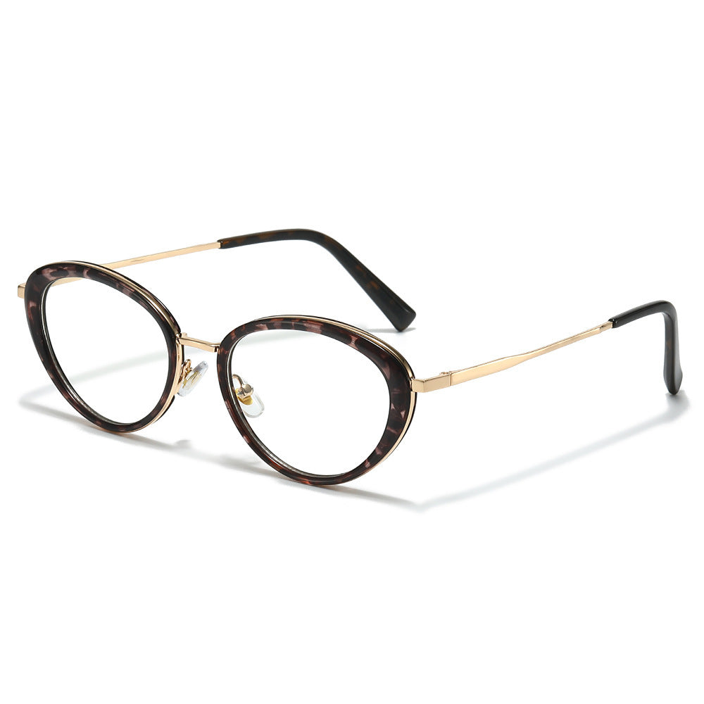 Retro-Inspired Cat-Eye Sunglasses with Tortoise Shell Accents Stornfield