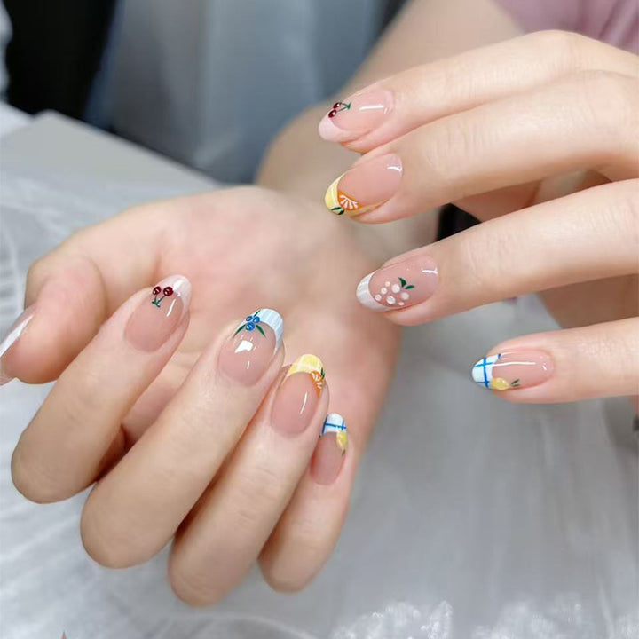 Artificial nails with cheerful flower designs Stornfield