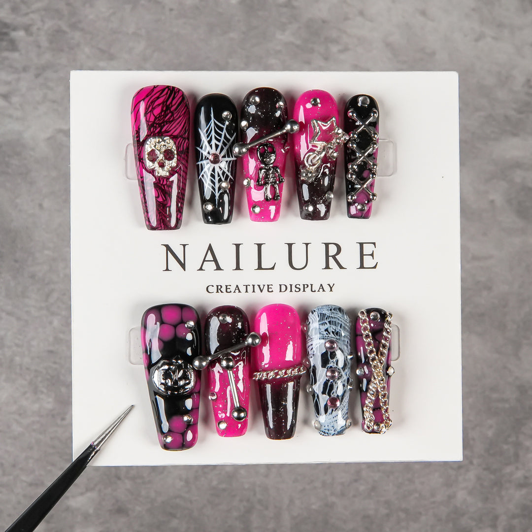 Artistic Gothic Press-On Nail Set