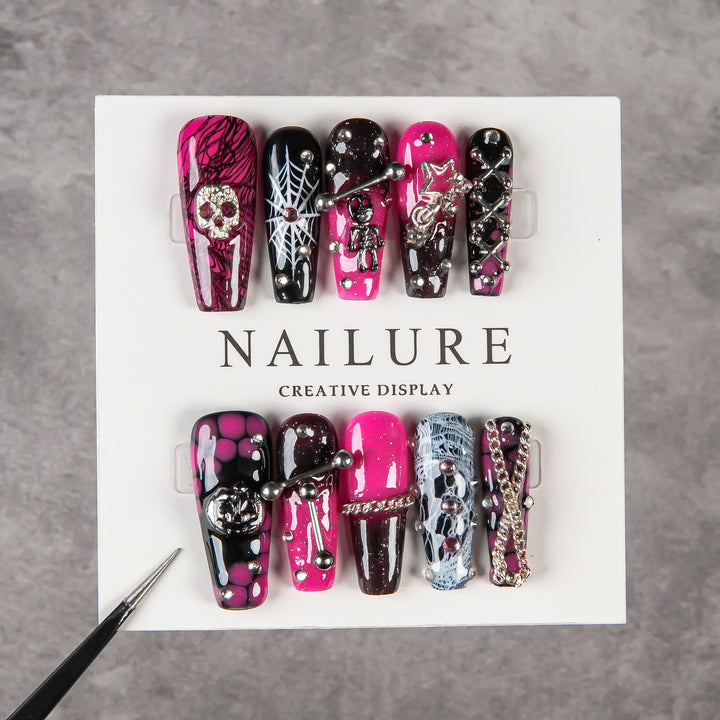 Artistic Gothic Press-On Nail Set