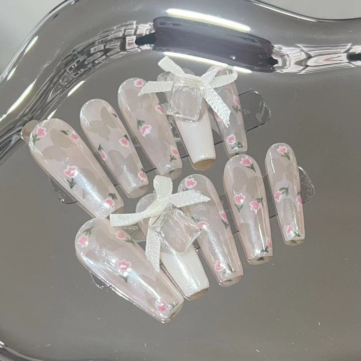 Floral Embellished Press-On Nails Stornfield