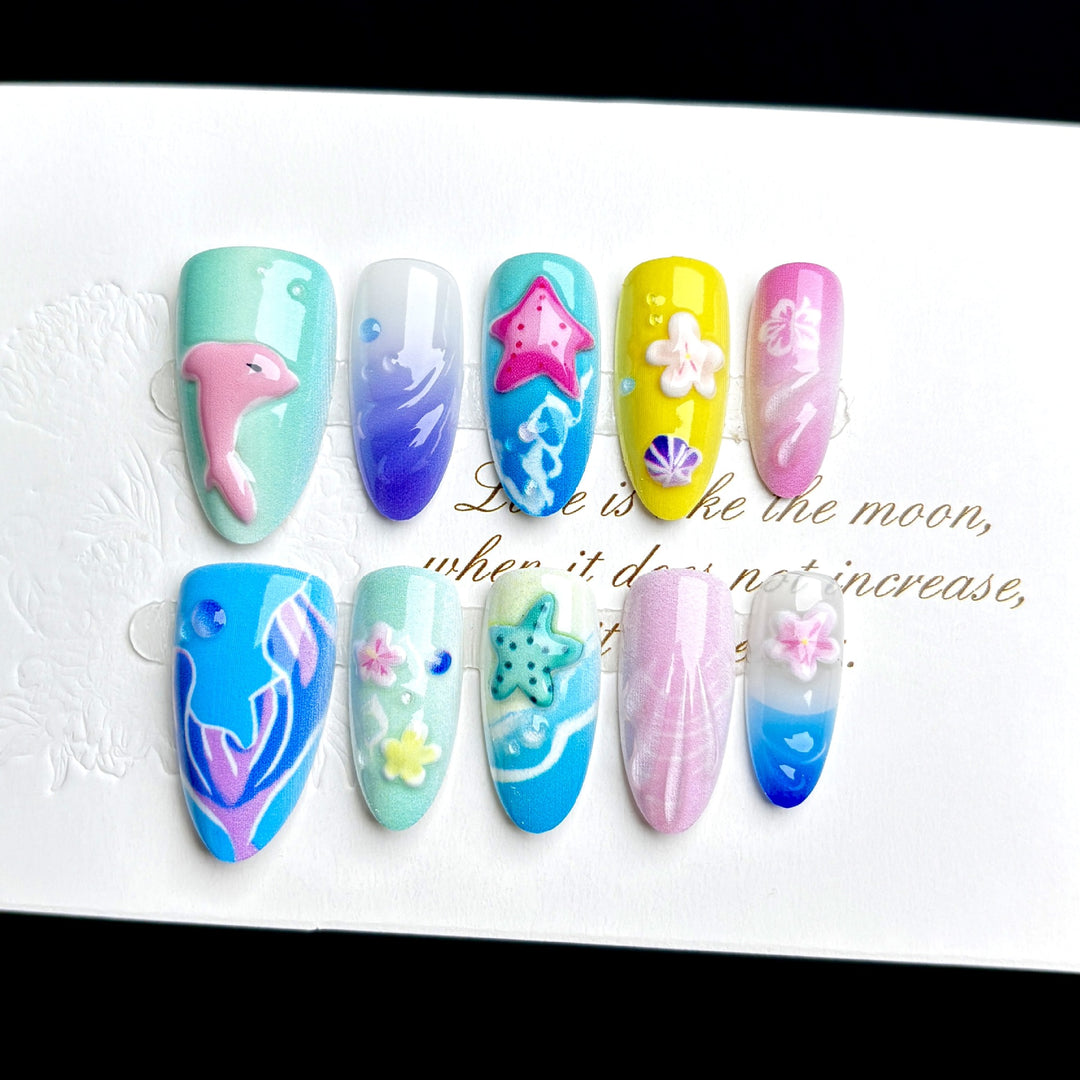 Vibrant Ocean-Inspired Press-On Nail Art Set