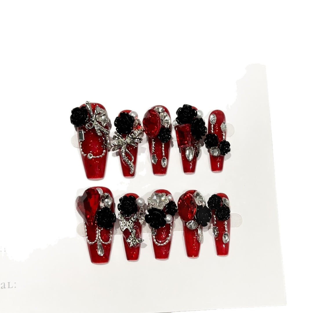 Glamorous Floral-Themed Press-On Nail Set