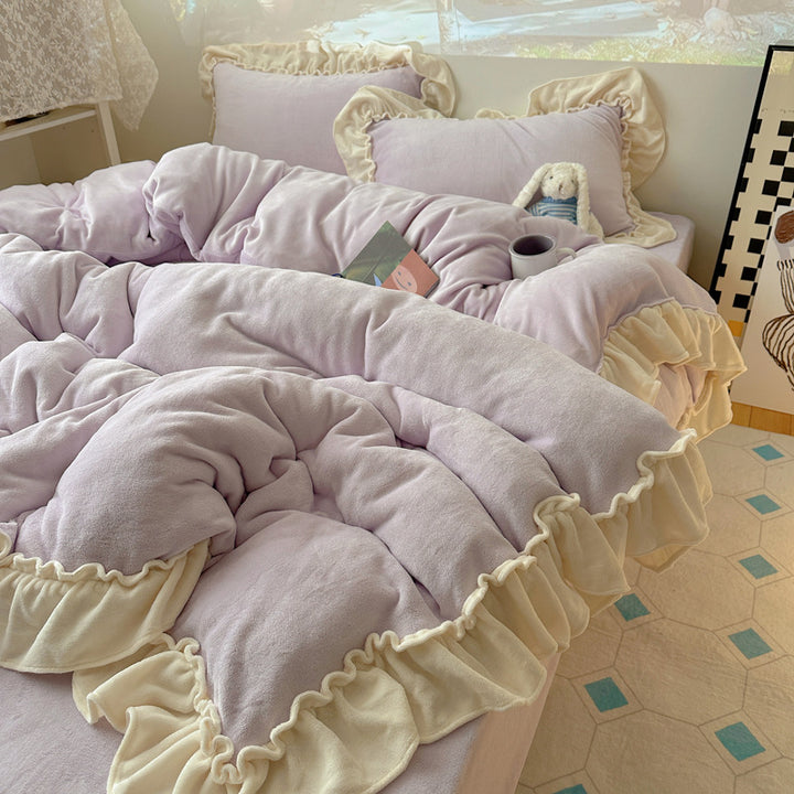 Luxurious Ruffled Plush Comforter Set