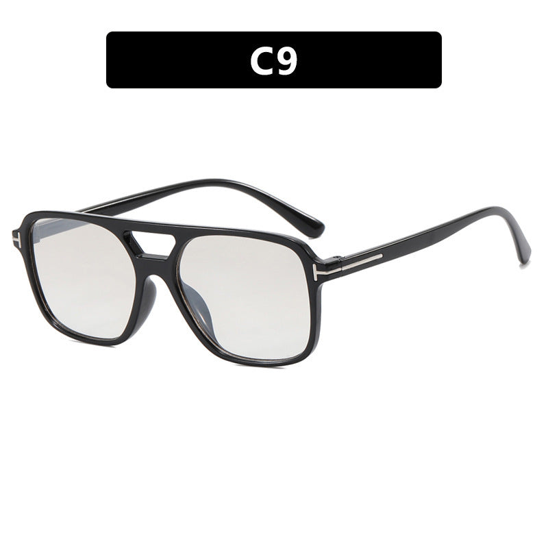 Women's fashionable sunglasses in striking leopard print Stornfield