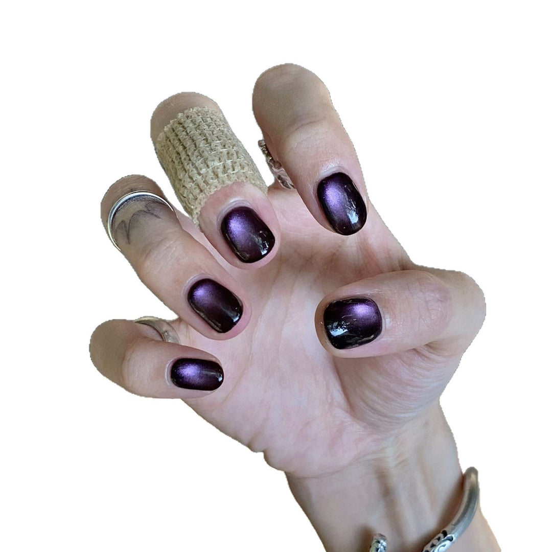 Artful Nail Tips Stornfield