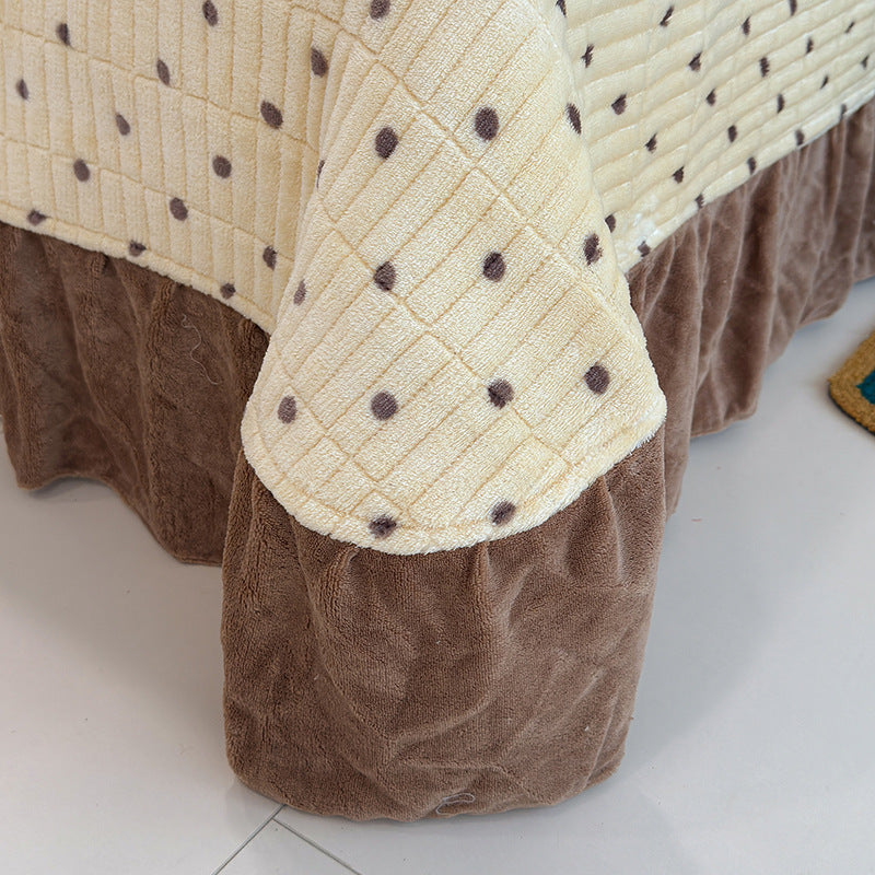 Luxurious Velvet Ruffled Bedding Set