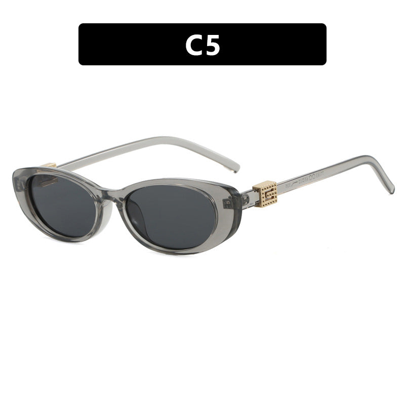 Women elegant Cat-Eye sunglasses with fine accents Stornfield