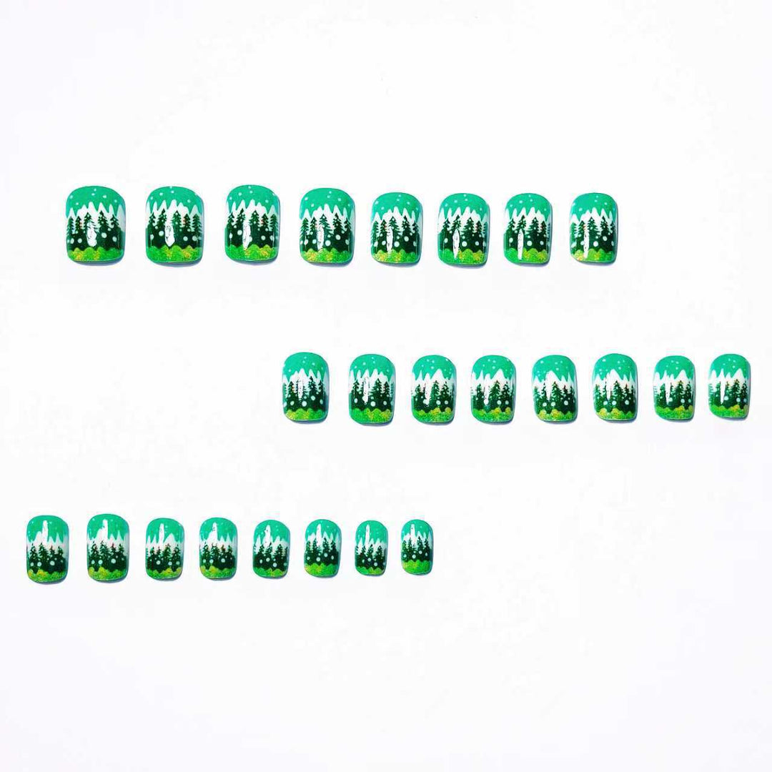 Artificial nails with winter-themed Christmas tree design Stornfield