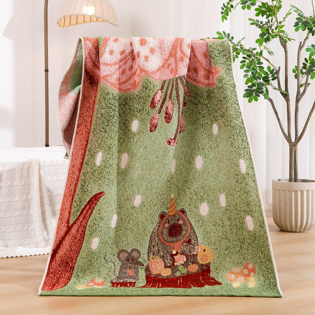 Unisex cuddly blanket with cute bear motif Stornfield
