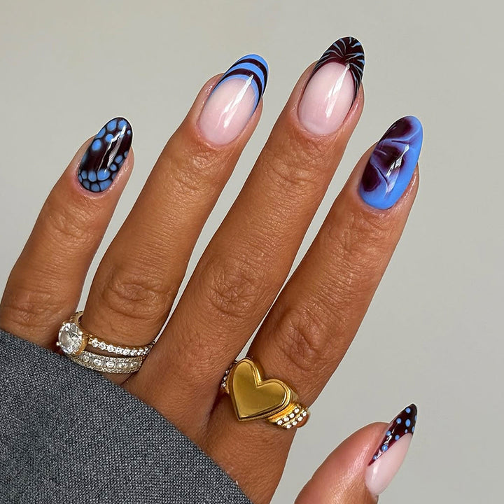 Artificial nails with modern geometric design Stornfield