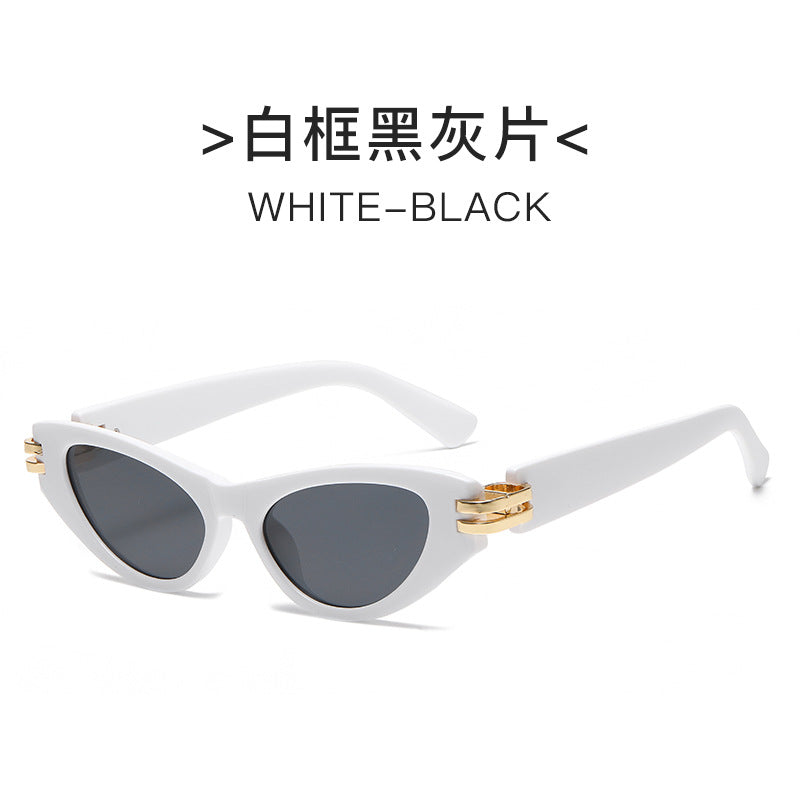 Women's Cat-Eye Sunglasses with Luxurious Frame and Mirrored Lenses Stornfield
