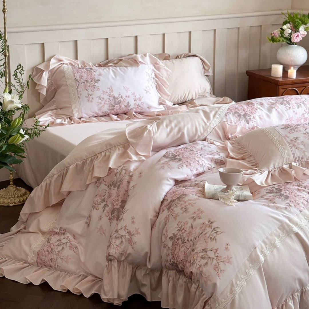 Romantic cotton satin bedding set with ruffled hem and floral vintage print