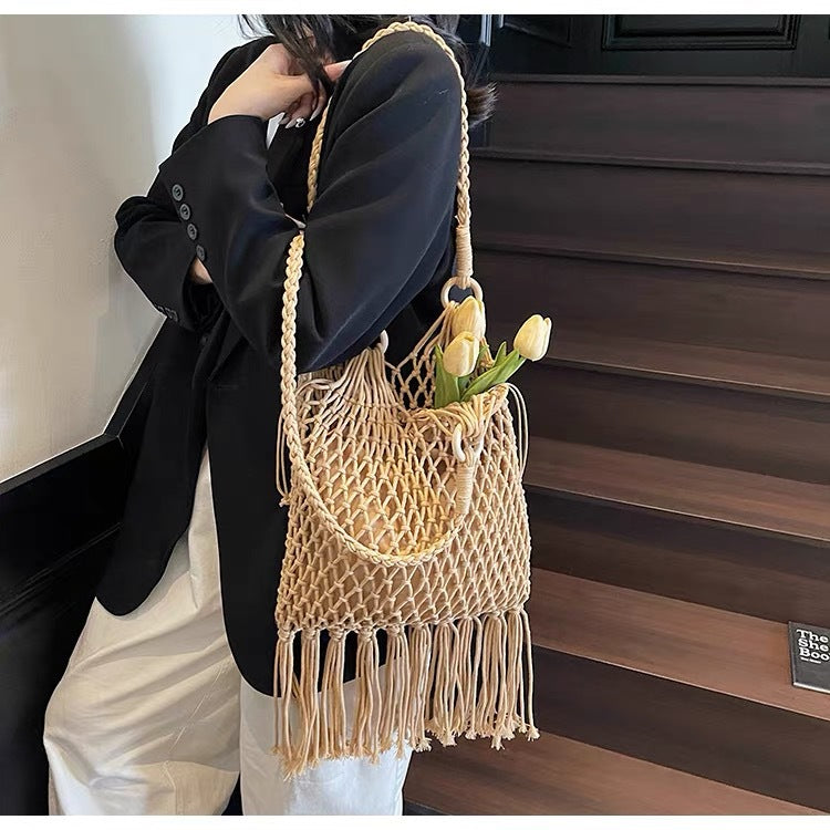 Hand-knotted fringed tote bag Stornfield