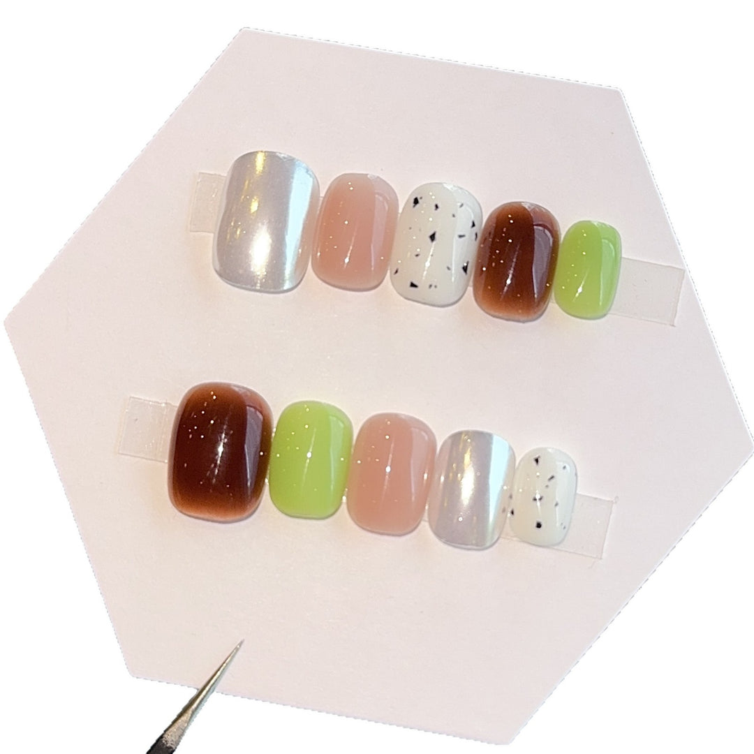 Artificial nails with modern design and varied accents Stornfield