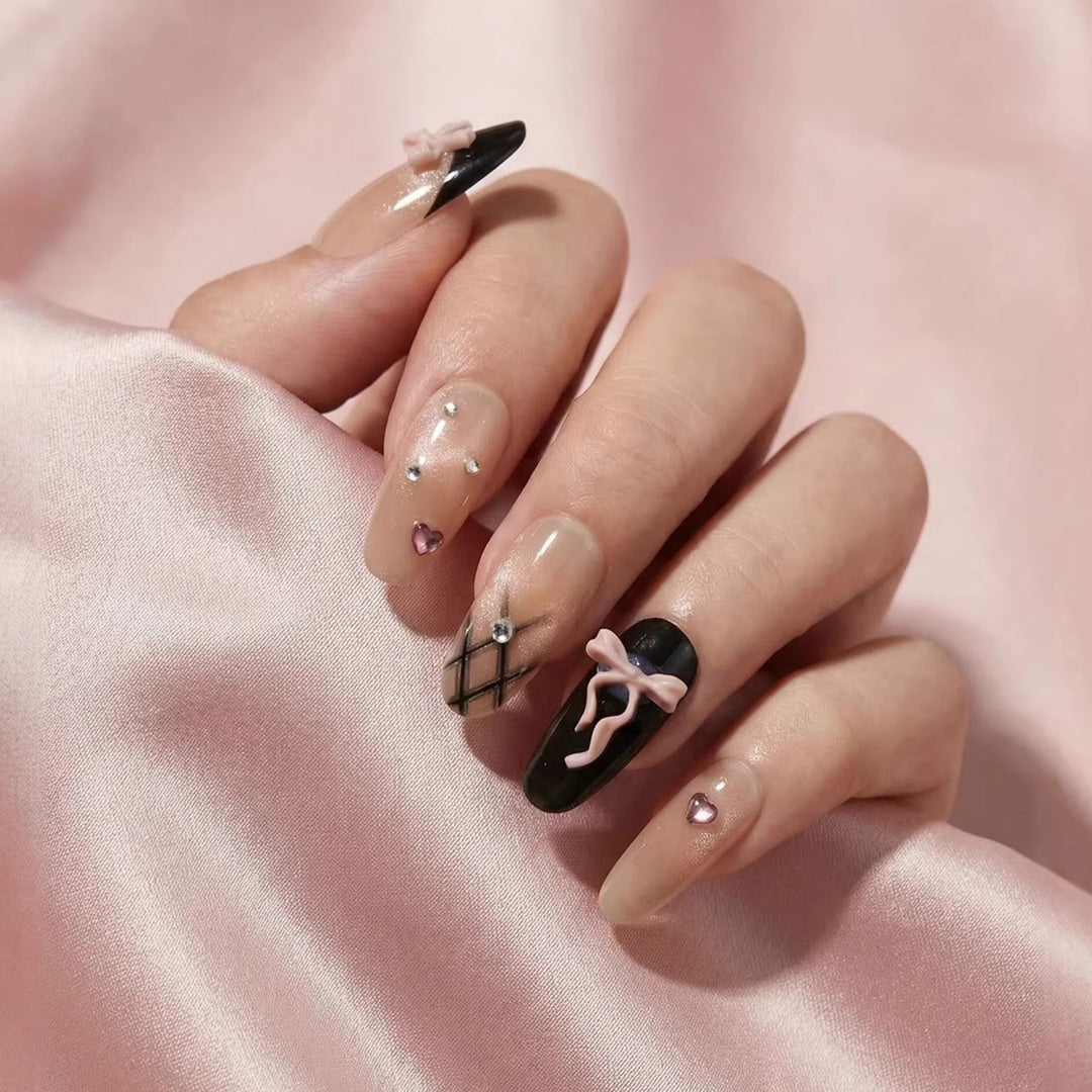 Elegant Artistic Nail Art Design Stornfield