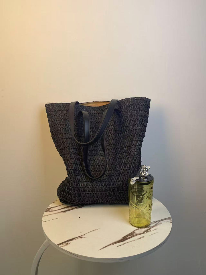 Shopping bag made of high-quality woven material Stornfield