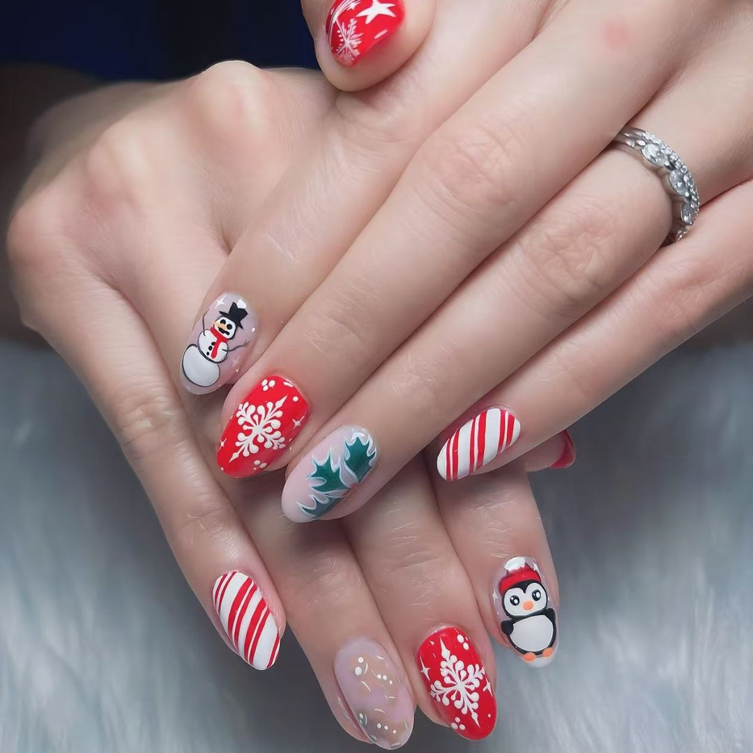 Artificial nail set with winter motifs and glamorous Christmas designs Stornfield
