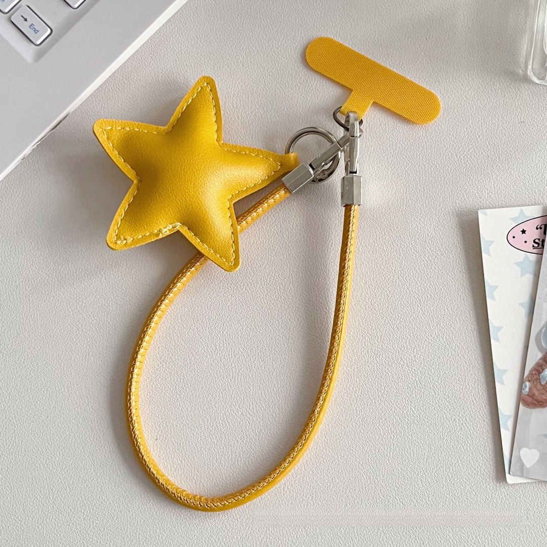 Star-Shaped Keychain Holder Stornfield