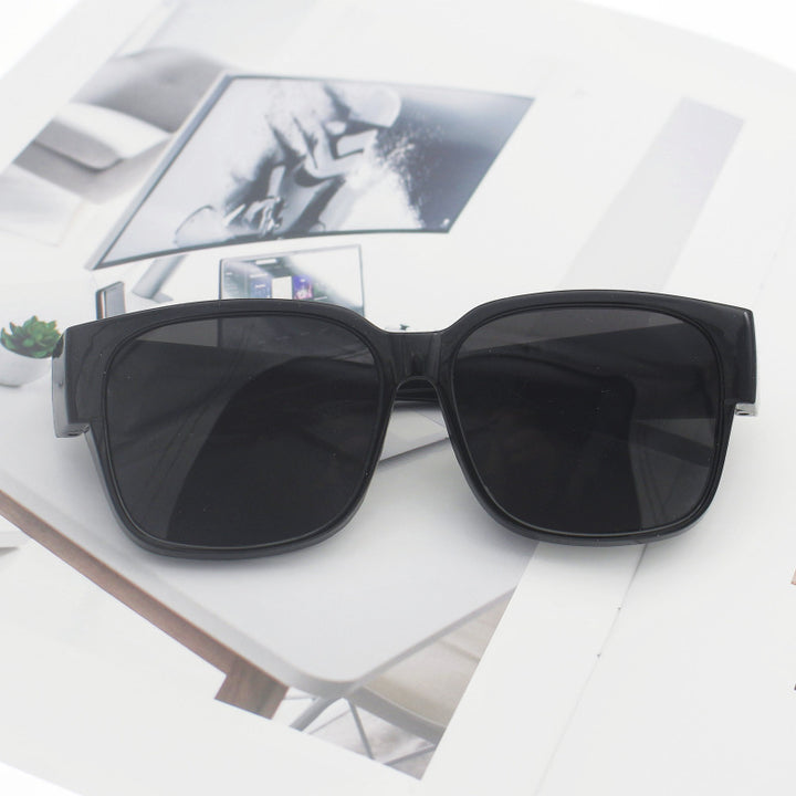 Ladies oversized sunglasses with geometric design Stornfield